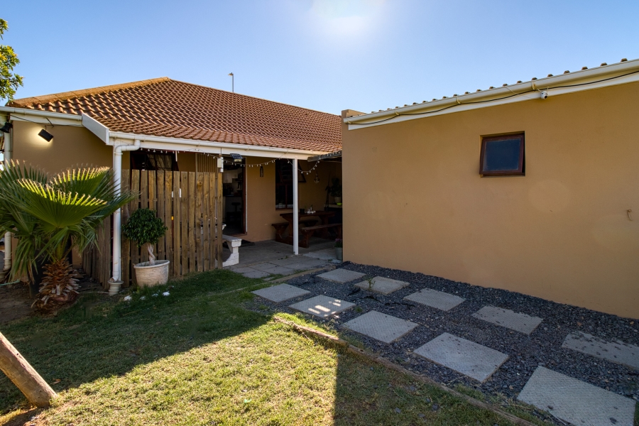 2 Bedroom Property for Sale in Fairview Golf Estate Western Cape